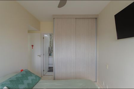 Apartamento à venda com 64m², 2 quartos e 2 vagasSuíte