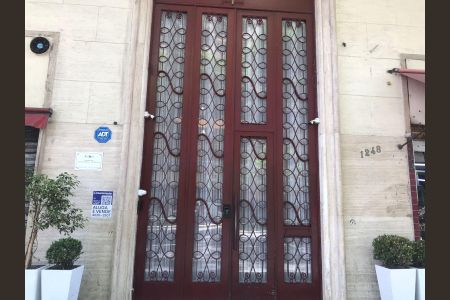 Apartamento para alugar com 46m², 1 quarto e sem vagaFachada