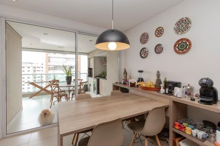 Apartamento à venda com 198m², 3 quartos e 3 vagasCopa