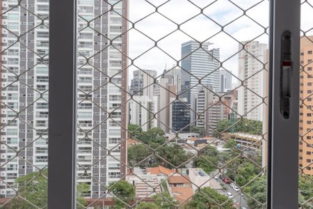 Apartamento à venda com 198m², 3 quartos e 3 vagasVista da Suíte 2