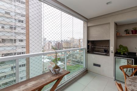 Apartamento à venda com 198m², 3 quartos e 3 vagasVaranda