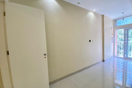 Apartamento à venda com 37m², 1 quarto e 1 vaga Apartamento à venda com 37m², 1 quarto e 1 vagaSUITE