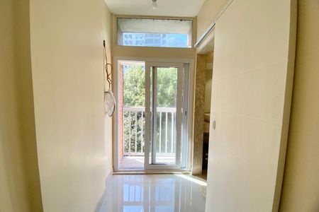 Apartamento à venda com 37m², 1 quarto e 1 vaga Apartamento à venda com 37m², 1 quarto e 1 vagaSUITE