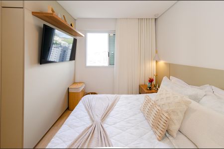 Apartamento à venda com 64m², 2 quartos e 2 vagasSuíte 2