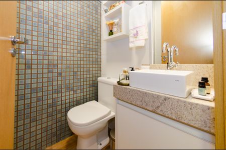 Apartamento à venda com 64m², 2 quartos e 2 vagasLavabo