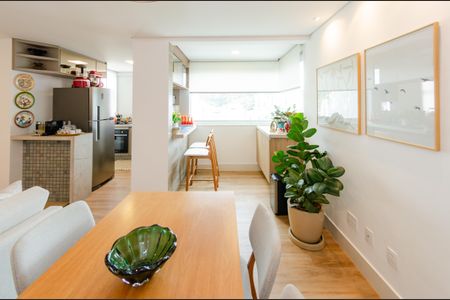 Sala de apartamento à venda com 2 quartos, 64m² em Buritis, Belo Horizonte