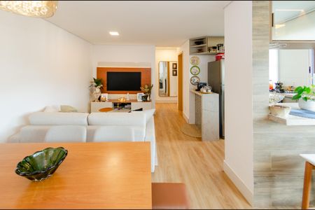 Apartamento à venda com 64m², 2 quartos e 2 vagasSala