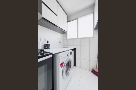 Apartamento para alugar com 48m², 2 quartos e 1 vaga Apartamento para alugar com 48m², 2 quartos e 1 vagaCozinha / Lavanderia