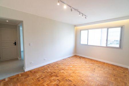 Apartamento à venda com 76m², 2 quartos e 1 vagaSala