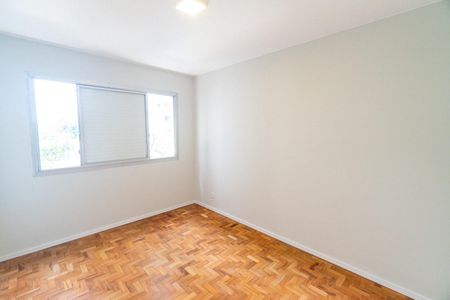Apartamento à venda com 76m², 2 quartos e 1 vagaQuarto 2