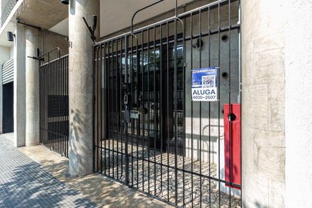 Apartamento para alugar com 140m², 2 quartos e sem vagaFachada - Plaquinha