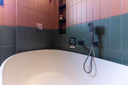 Apartamento para alugar com 140m², 2 quartos e sem vagaBanheiro