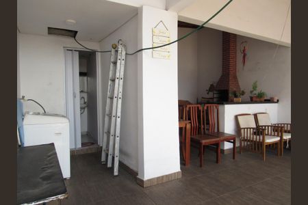 Casa à venda com 120m², 3 quartos e 1 vagaÁrea Externa - Área de Serviço