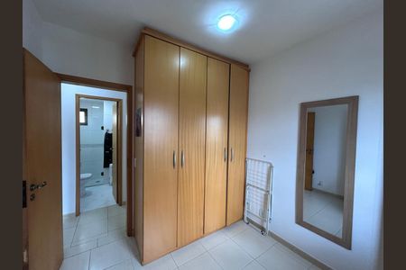 Apartamento para alugar com 78m², 3 quartos e 2 vagasQuarto 2