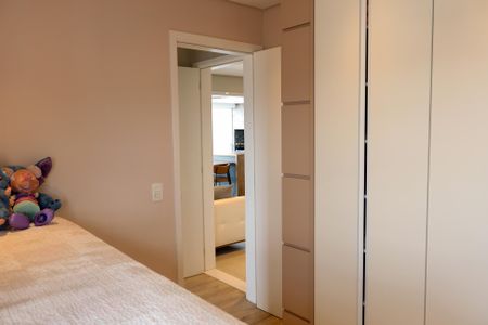 Apartamento à venda com 113m², 3 quartos e 3 vagas Apartamento à venda com 113m², 3 quartos e 3 vagasQuarto 2 - Suíte