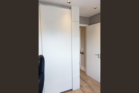 Apartamento à venda com 113m², 3 quartos e 3 vagas Apartamento à venda com 113m², 3 quartos e 3 vagasQuarto 1 - Suíte