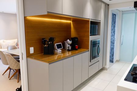 Apartamento à venda com 113m², 3 quartos e 3 vagas Apartamento à venda com 113m², 3 quartos e 3 vagasCozinha