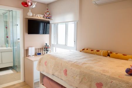 Apartamento à venda com 113m², 3 quartos e 3 vagas Apartamento à venda com 113m², 3 quartos e 3 vagasQuarto 2 - Suíte