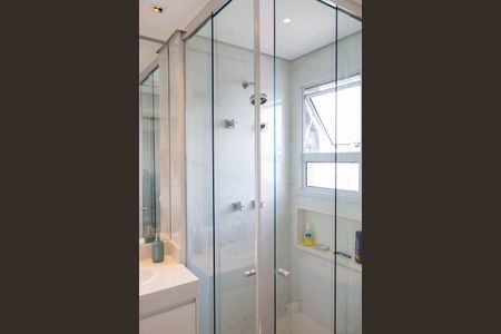 Apartamento à venda com 113m², 3 quartos e 3 vagas Apartamento à venda com 113m², 3 quartos e 3 vagasBanheiro da Suíte 1