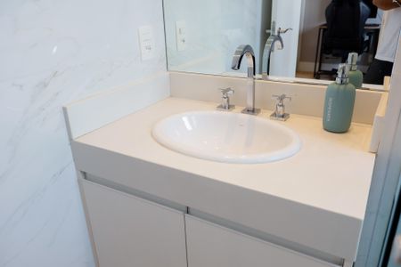 Apartamento à venda com 113m², 3 quartos e 3 vagas Apartamento à venda com 113m², 3 quartos e 3 vagasBanheiro da Suíte 1