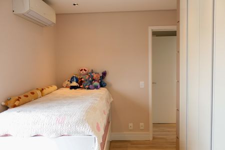 Apartamento à venda com 113m², 3 quartos e 3 vagas Apartamento à venda com 113m², 3 quartos e 3 vagasQuarto 2 - Suíte