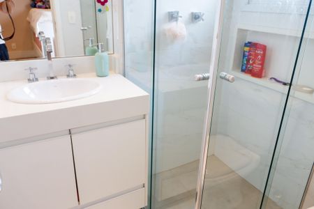 Apartamento à venda com 113m², 3 quartos e 3 vagas Apartamento à venda com 113m², 3 quartos e 3 vagasBanheiro da Suíte 2