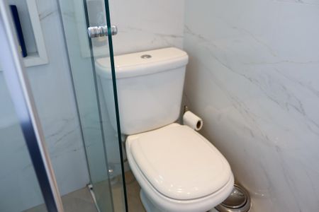 Apartamento à venda com 113m², 3 quartos e 3 vagas Apartamento à venda com 113m², 3 quartos e 3 vagasBanheiro da Suíte 1