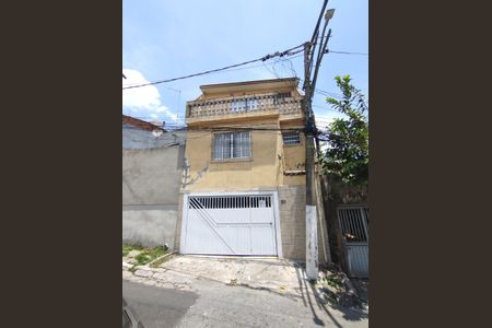 Casa para alugar com 120m², 2 quartos e sem vagaFachada