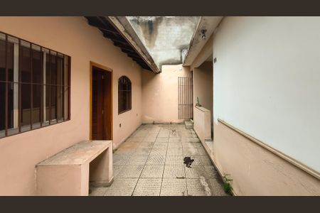 Casa para alugar com 100m², 2 quartos e 1 vagaÁrea de Serviço