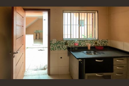 Casa para alugar com 100m², 2 quartos e 1 vagaCozinha