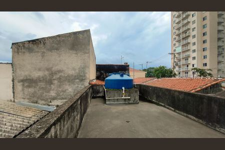 Casa para alugar com 100m², 2 quartos e 1 vagaTerraço