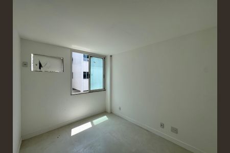 Suíte de apartamento para alugar com 2 quartos, 70m² em Recreio dos Bandeirantes, Rio de Janeiro