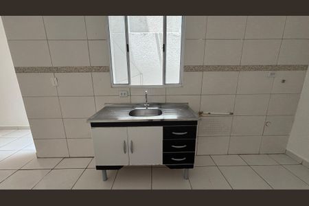 Cozinha de apartamento para alugar com 2 quartos, 40m² em Parque das Nações, Santo André