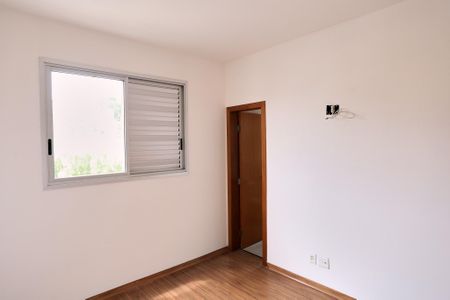 Apartamento para alugar com 220m², 3 quartos e 3 vagasSuíte