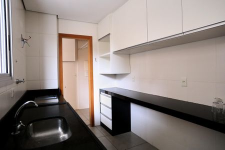 Apartamento para alugar com 220m², 3 quartos e 3 vagasCozinha