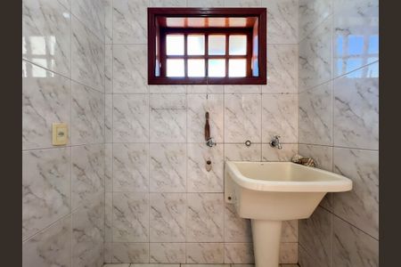 Casa de condomínio à venda com 448m², 3 quartos e 6 vagasÁrea de Serviço