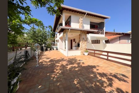 Casa de condomínio à venda com 448m², 3 quartos e 6 vagasÁrea comum