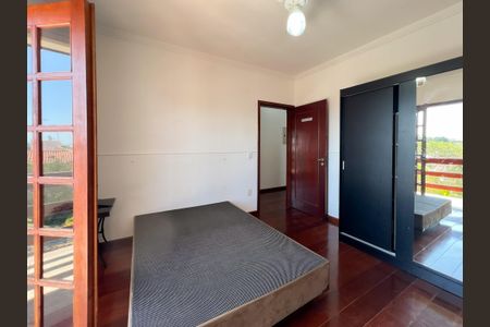 Casa de condomínio à venda com 448m², 3 quartos e 6 vagasSuíte 2