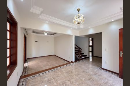 Sala de casa de condomínio à venda com 3 quartos, 448m² em Chácaras Alpina, Valinhos