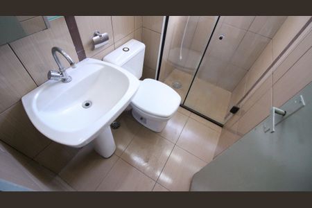 Apartamento para alugar com 53m², 2 quartos e 1 vaga Apartamento para alugar com 53m², 2 quartos e 1 vagaBanheiro