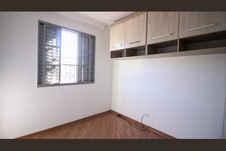 Quarto 2 de apartamento para alugar com 2 quartos, 53m² em Conjunto Residencial Sitio Oratorio, São Paulo