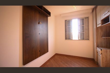 Quarto 1 de apartamento para alugar com 2 quartos, 53m² em Conjunto Residencial Sitio Oratorio, São Paulo