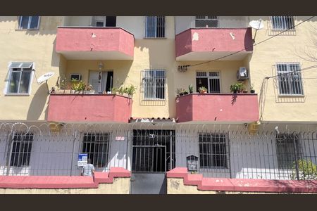 Apartamento para alugar com 70m², 2 quartos e sem vagaFachada