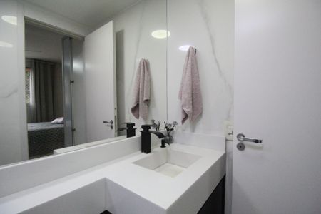 Apartamento à venda com 67m², 3 quartos e 1 vagaBanheiro da suíte