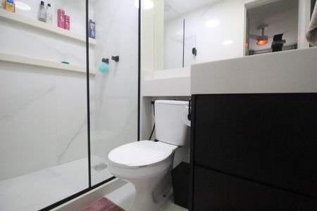 Apartamento à venda com 67m², 3 quartos e 1 vagaBanheiro da suíte