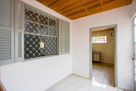 Casa à venda com 70m², 2 quartos e 2 vagasÁrea de serviço
