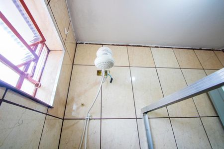 Casa à venda com 70m², 2 quartos e 2 vagasBanheiro