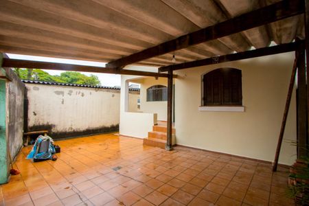 Casa à venda com 70m², 2 quartos e 2 vagasGaragem