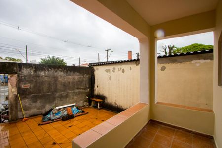 Casa à venda com 70m², 2 quartos e 2 vagasÁrea externa da sala