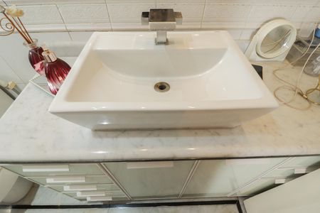 Apartamento à venda com 290m², 4 quartos e 4 vagasBanheiro da Suíte 2